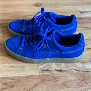 Blue Suede Men’s Classic Gold Foil Puma Sneakers